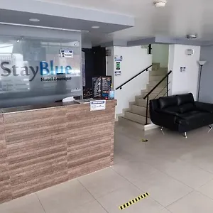 Otel Blue ***